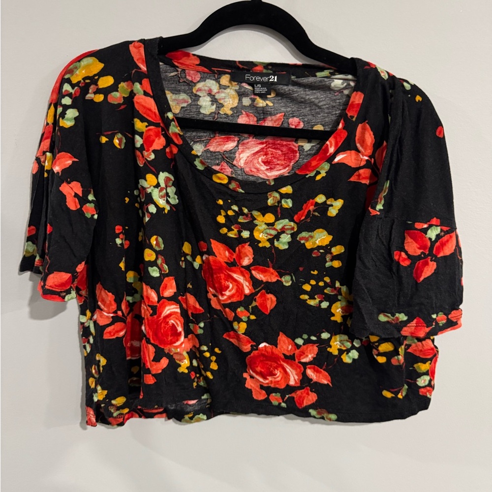 Forever 21 crop tshirt